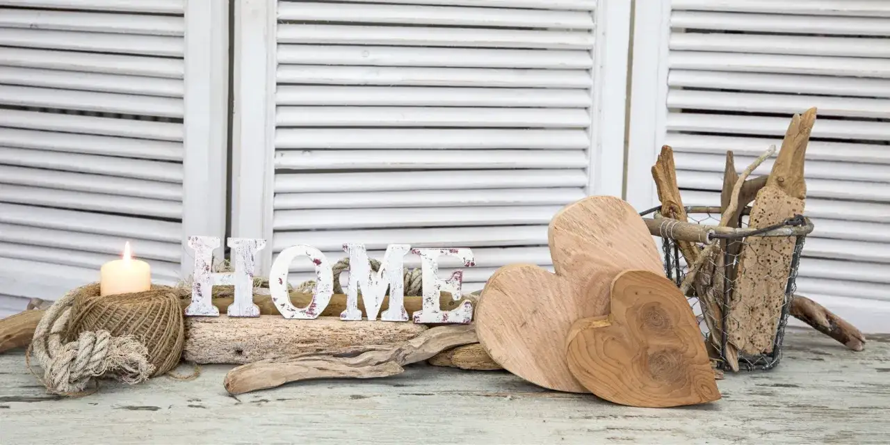 Déco bois flotté à faire soi-même : lettres 