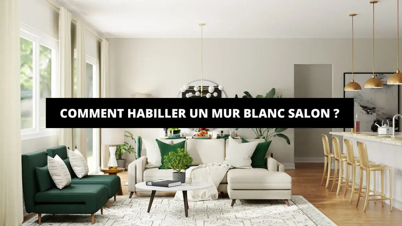 Un salon moderne avec un canap&eacute; beige, des coussins verts et un mur blanc sur lequel est inscrit 